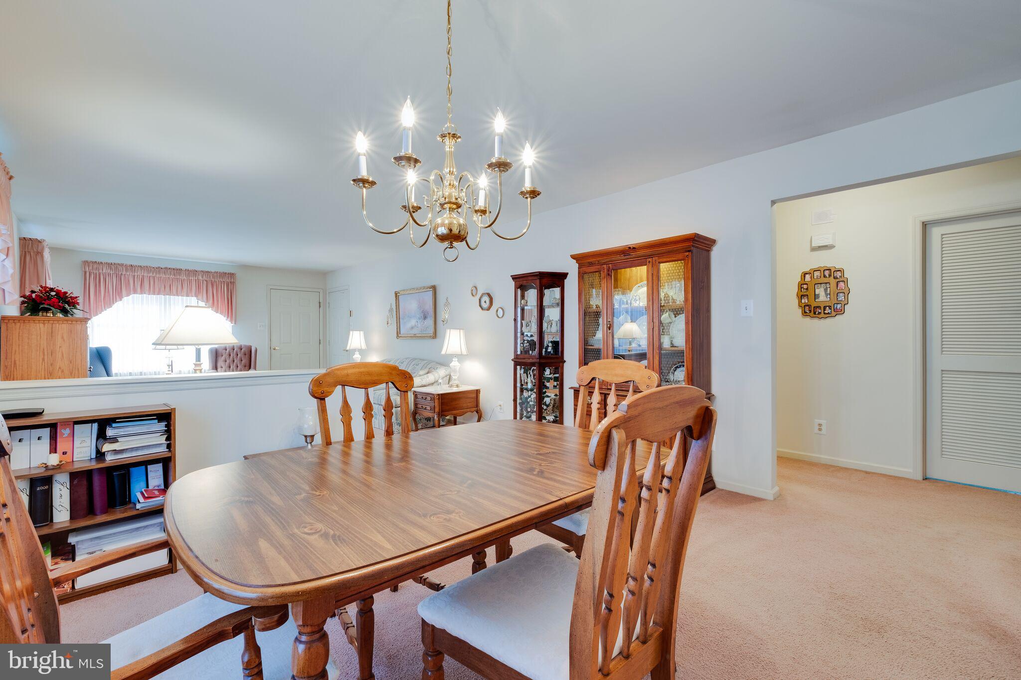 425 Country Way Mickleton, NJ 08056 - Photo 9 of 29 Dining room