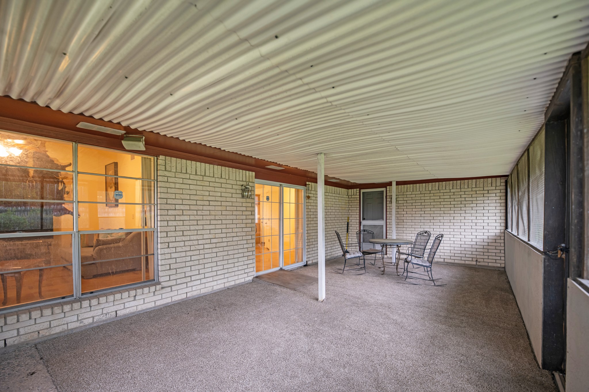 7315 Pine Street Manvel, TX 77578 - Photo 29 of 50 a view of livingroom with furniture and window