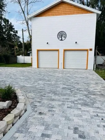 $2,750 | 1482 Cleveland Street, Clearwater, FL 33755