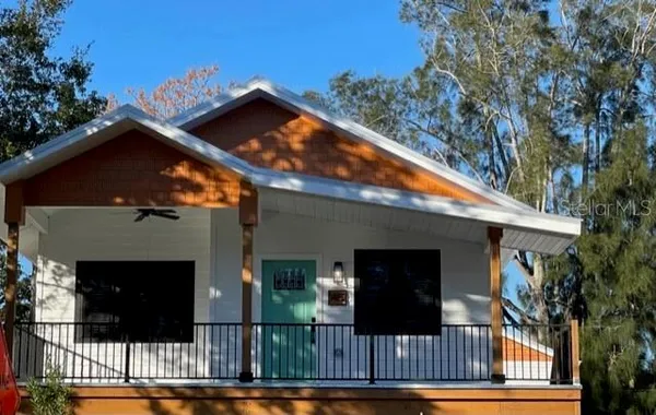 $2,750 | 1482 Cleveland Street, Clearwater, FL 33755