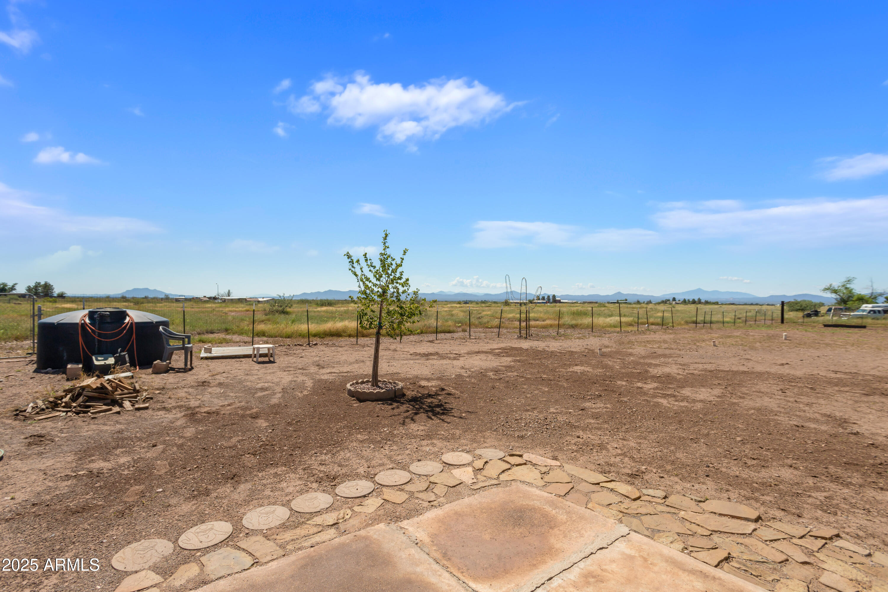 1907 East Vía Ocotillo Douglas, AZ 85607 - Photo 43 of 49 a view of a lake