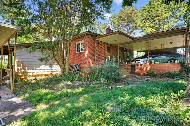 $199,900 | 2829 Highway 10 Highway, Newton, NC 28658