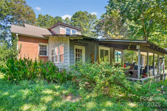 $199,900 | 2829 Highway 10 Highway, Newton, NC 28658