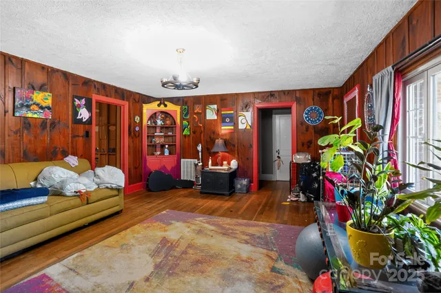 $199,900 | 2829 Highway 10 Highway, Newton, NC 28658