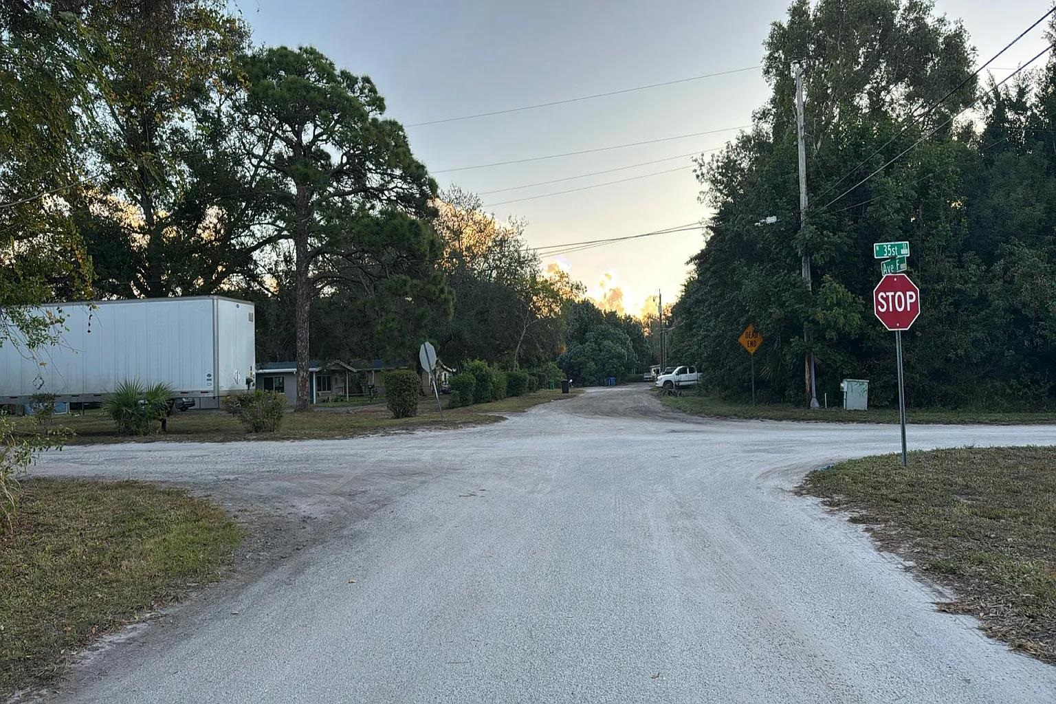 3501 Ave F Fort Pierce, FL 34947 - Photo 2 of 5