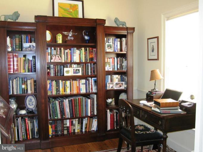 8055 Rising Ridge Road Bethesda, MD 20817 - Photo 6 of 25 Office/Library with hardwood floor