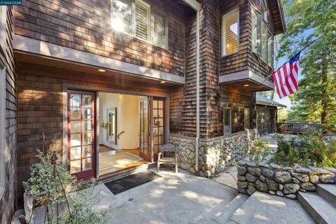 $2,595,000 | 85 La Cuesta Road, Orinda, CA 94563