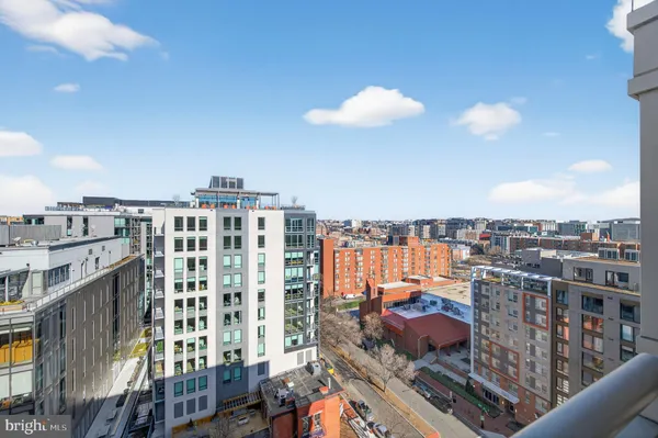 $2,700 | 811 4th Street Northwest, Unit 1215, Washington, DC 20001