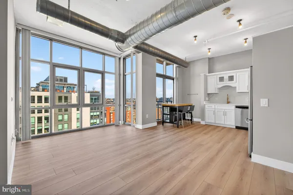 $2,700 | 811 4th Street Northwest, Unit 1215, Washington, DC 20001