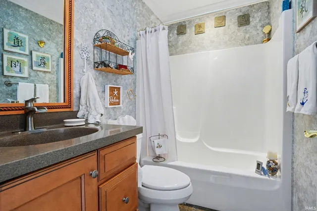 $499,900 | 29453 River Shore Estate, Elkhart, IN 46516