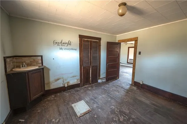 $27,500 | 415 Elm Street, Chetopa, KS 67336