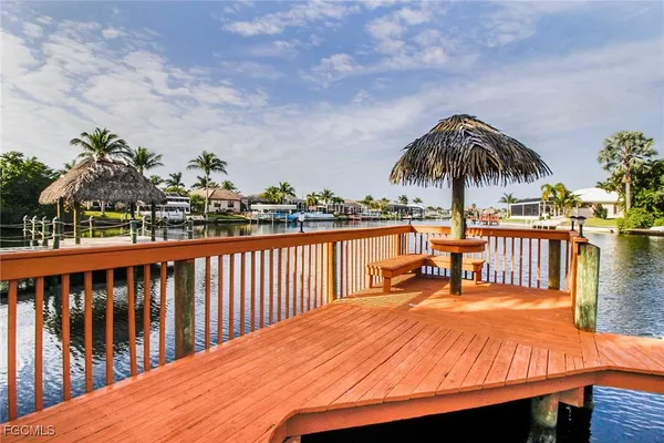 a balcony with view of lake