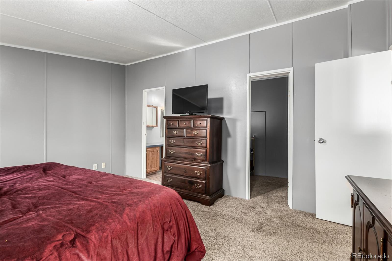 1807 38th Street Evans, CO 80620 - Photo 10 of 26