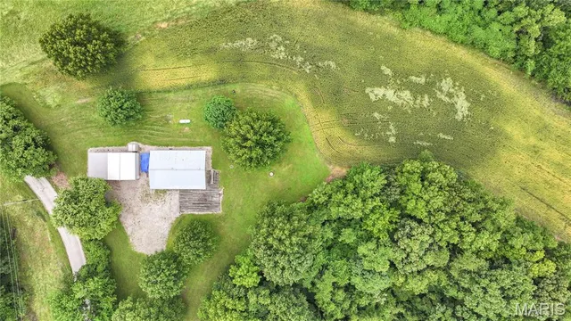 $184,900 | 986 Franklin Hill Road, Hardin, IL 62047