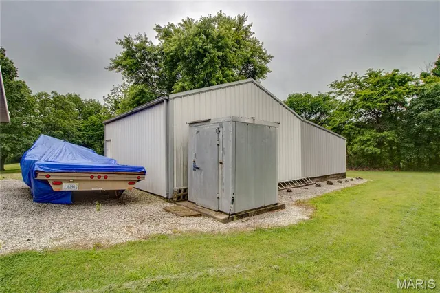 $184,900 | 986 Franklin Hill Road, Hardin, IL 62047