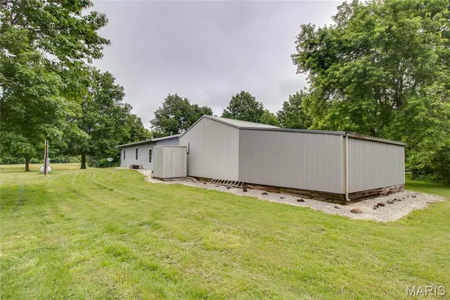 $184,900 | 986 Franklin Hill Road, Hardin, IL 62047