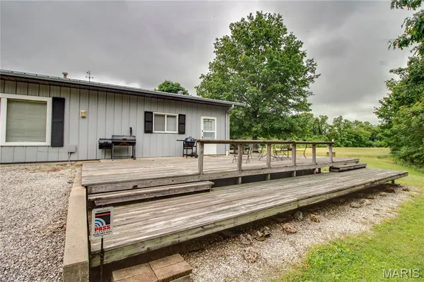 $164,000 | 986 Franklin Hill Road, Hardin, IL 62047