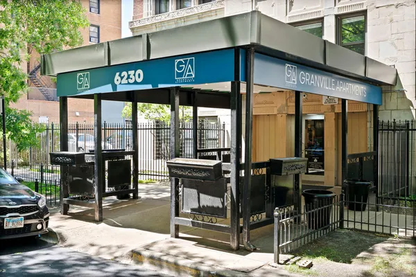 $2,345 | 6230 North Kenmore Avenue, Unit 1002, Chicago, IL 60660