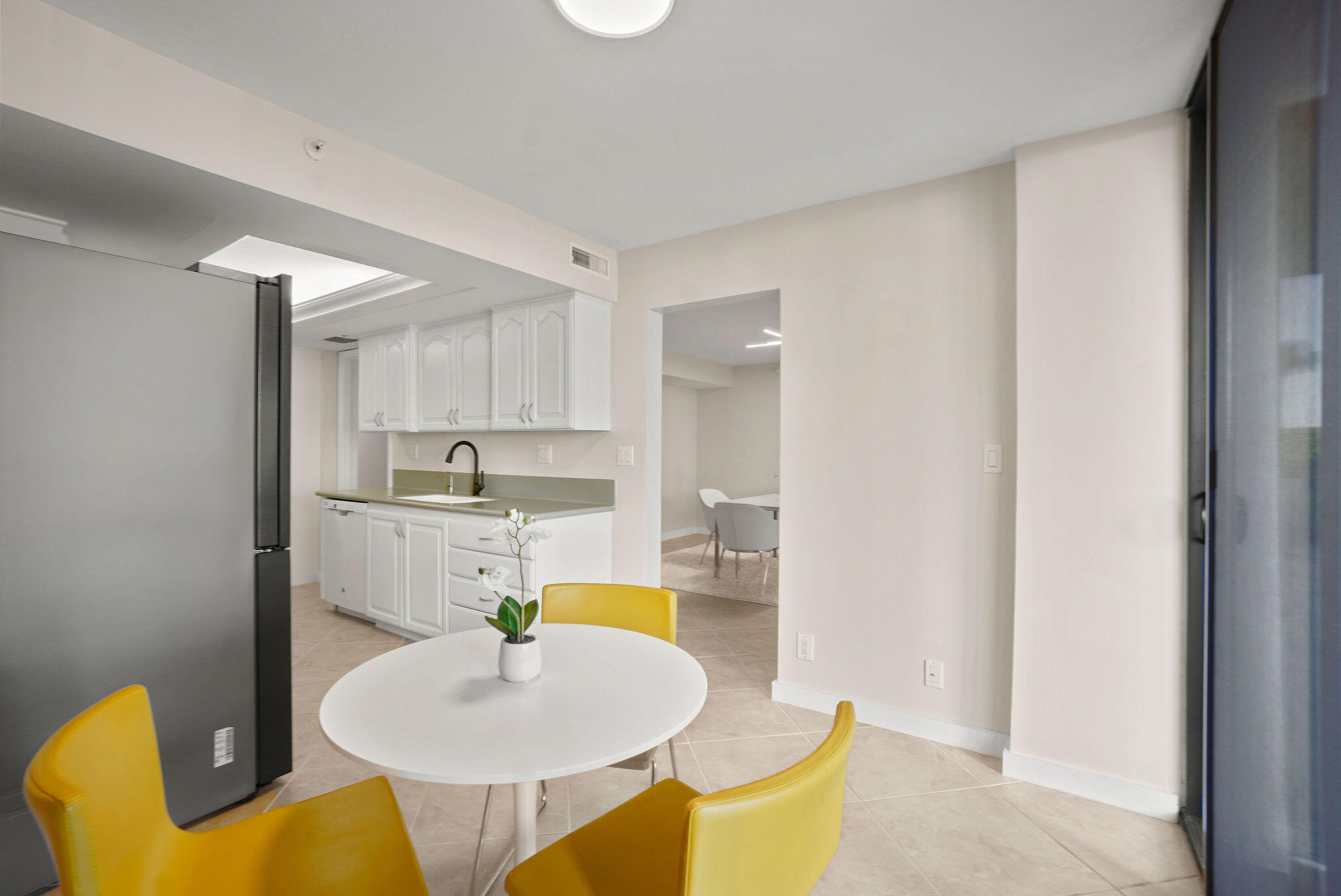 3440 South Ocean Boulevard, Unit 105S Palm Beach, FL 33480 - Photo 18 of 77 3440SOceanBlvd#105(20)