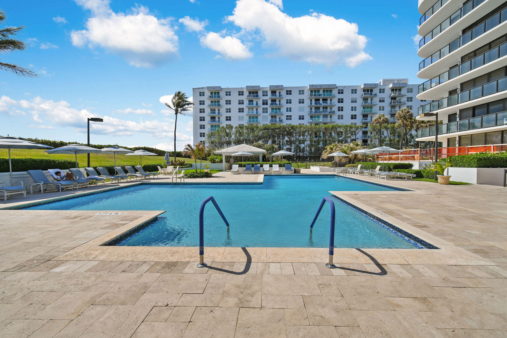 3440 South Ocean Boulevard, Unit 105S Palm Beach, FL 33480 - Photo 53 of 77 a view of a basket ball ground