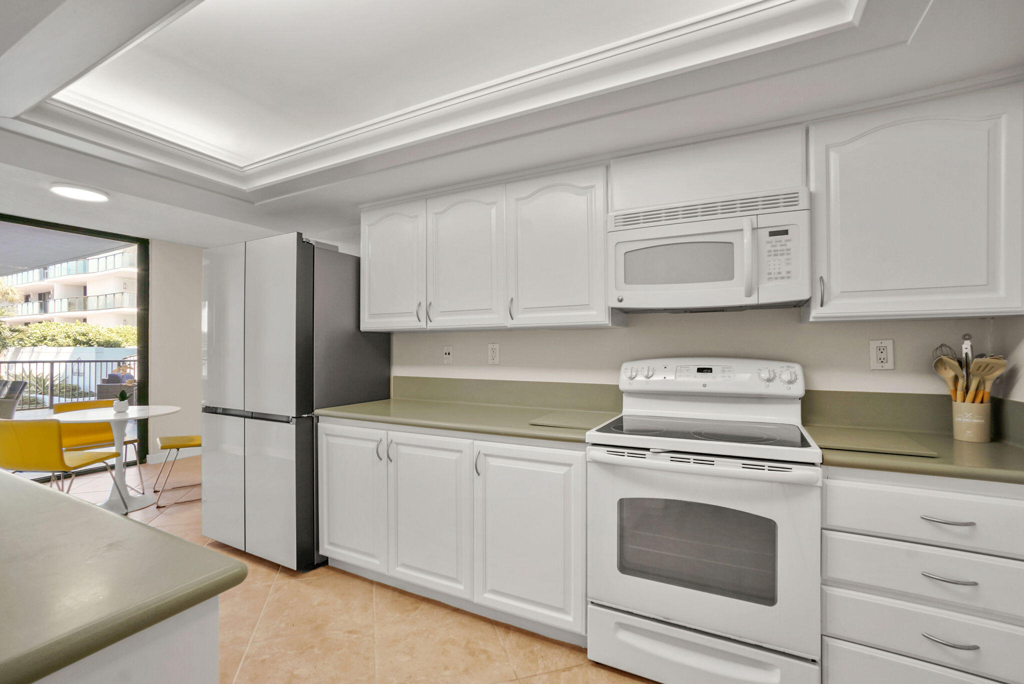 3440 South Ocean Boulevard, Unit 105S Palm Beach, FL 33480 - Photo 10 of 77 3440SOceanBlvd#105(12)