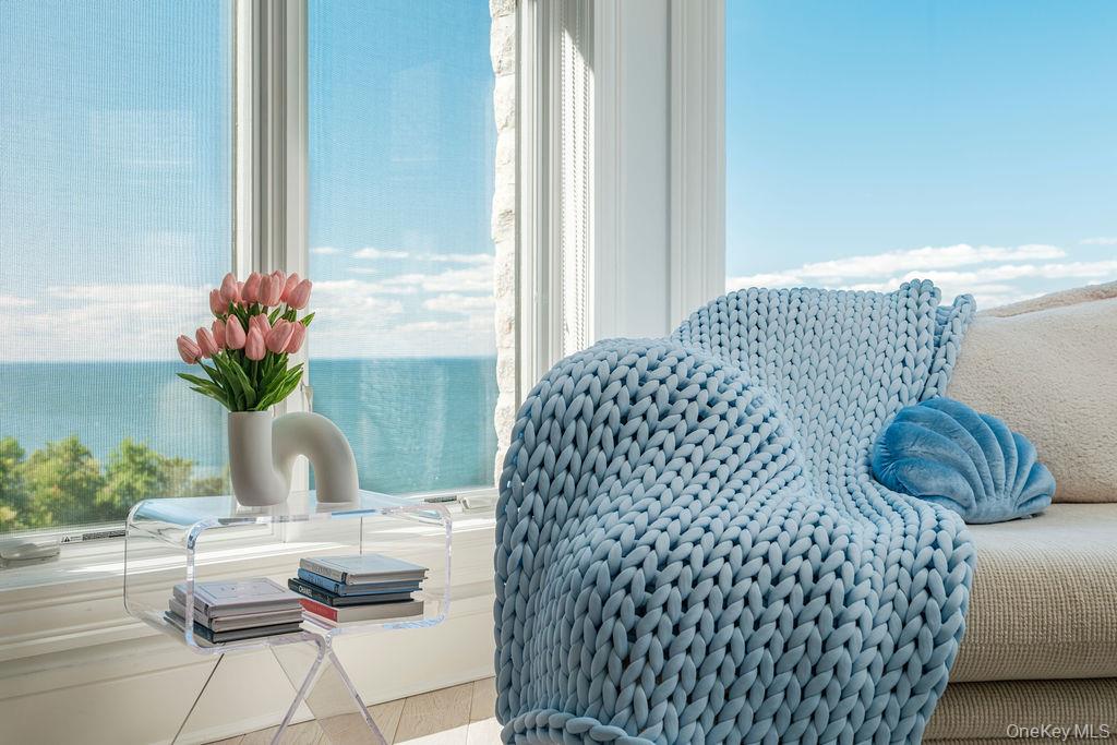 3875 Hallock Lane Mattituck, NY 11952 - Photo 26 of 50 View of bedroom