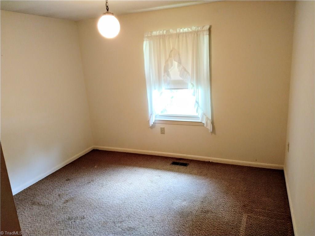 1123 East Springfield Road High Point, NC 27263 - Photo 15 of 24 Gallery Image 15