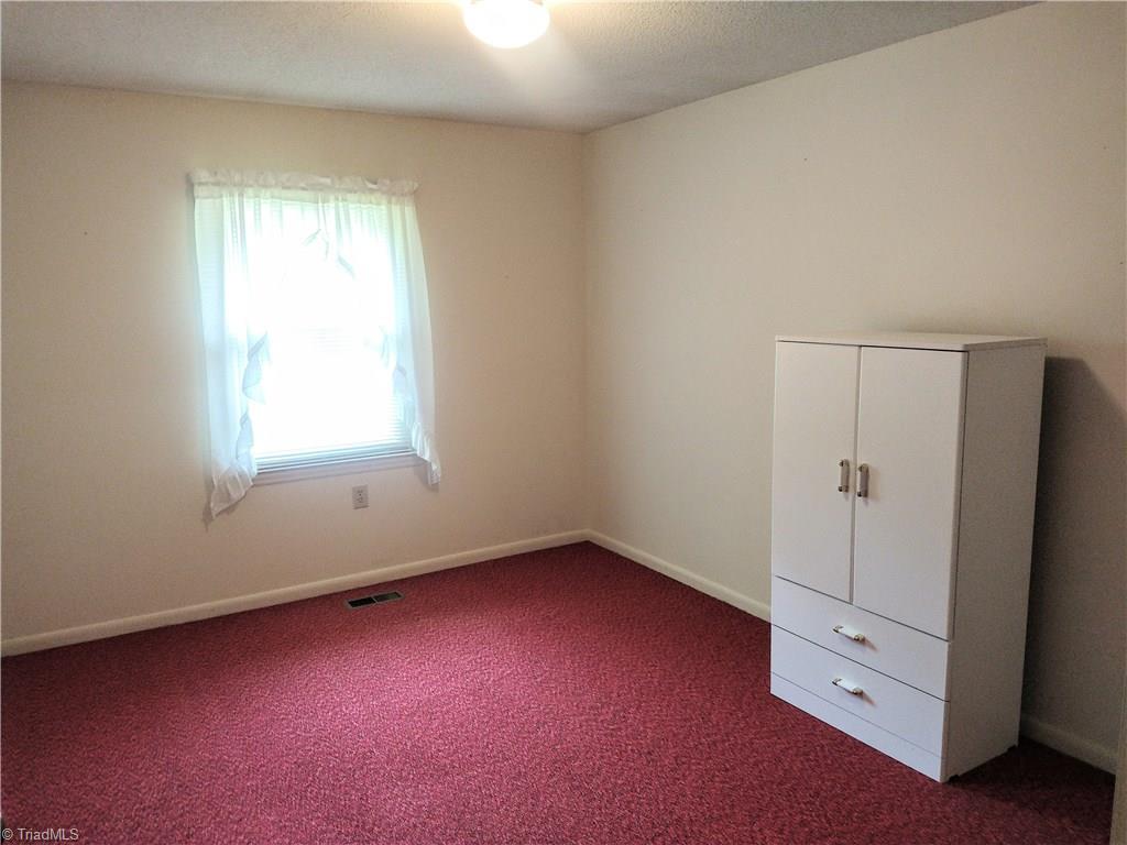 1123 East Springfield Road High Point, NC 27263 - Photo 16 of 24 Gallery Image 16