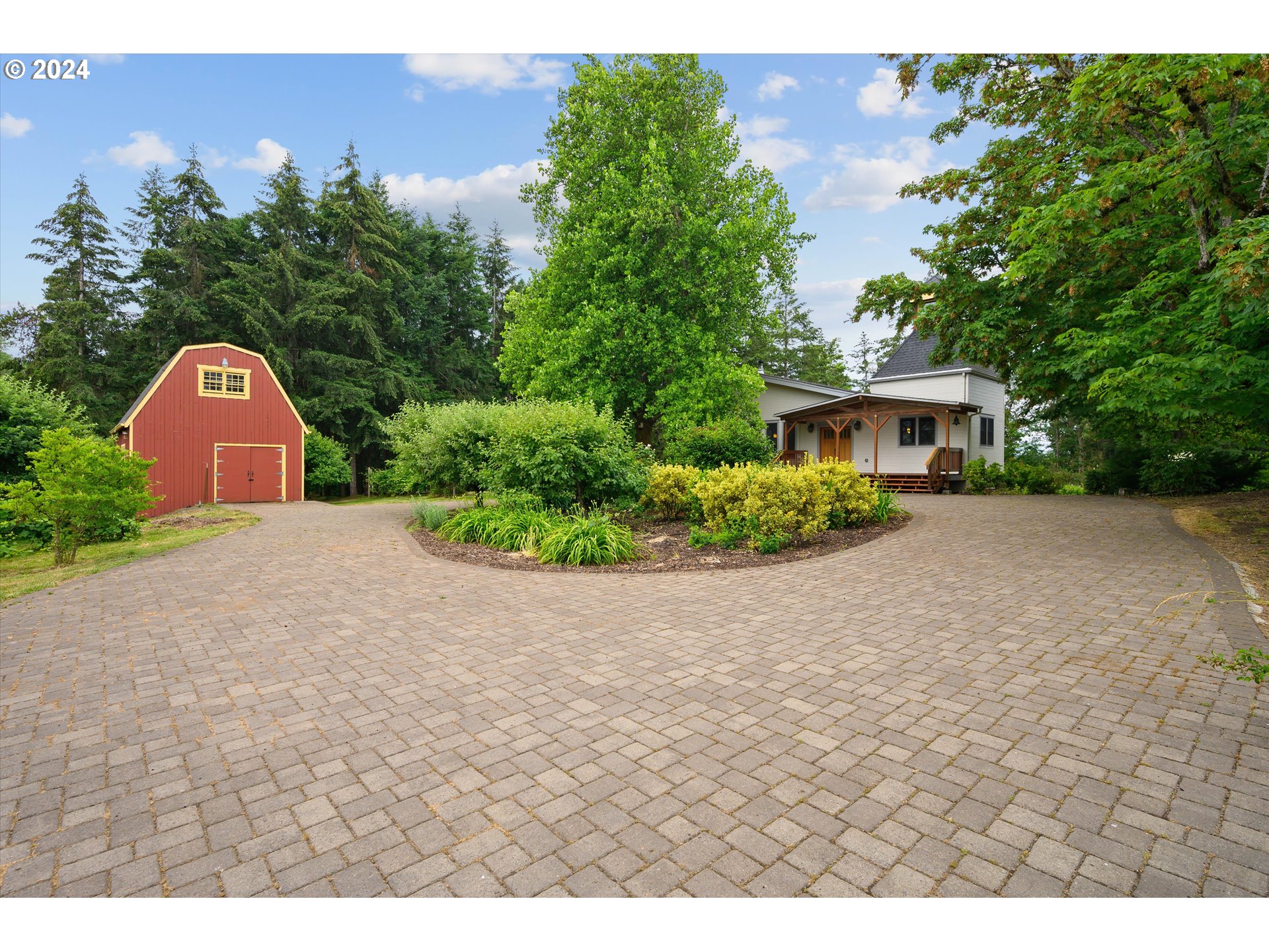 11370 Elkins Road Monmouth, OR 97361 - Photo 36 of 47 Gallery Image 36