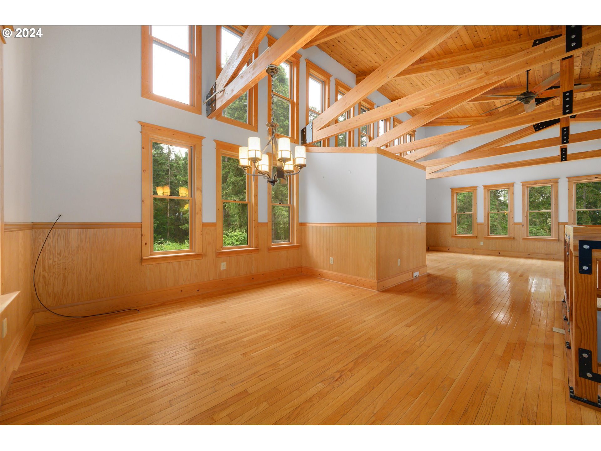 11370 Elkins Road Monmouth, OR 97361 - Photo 7 of 47 Gallery Image 7