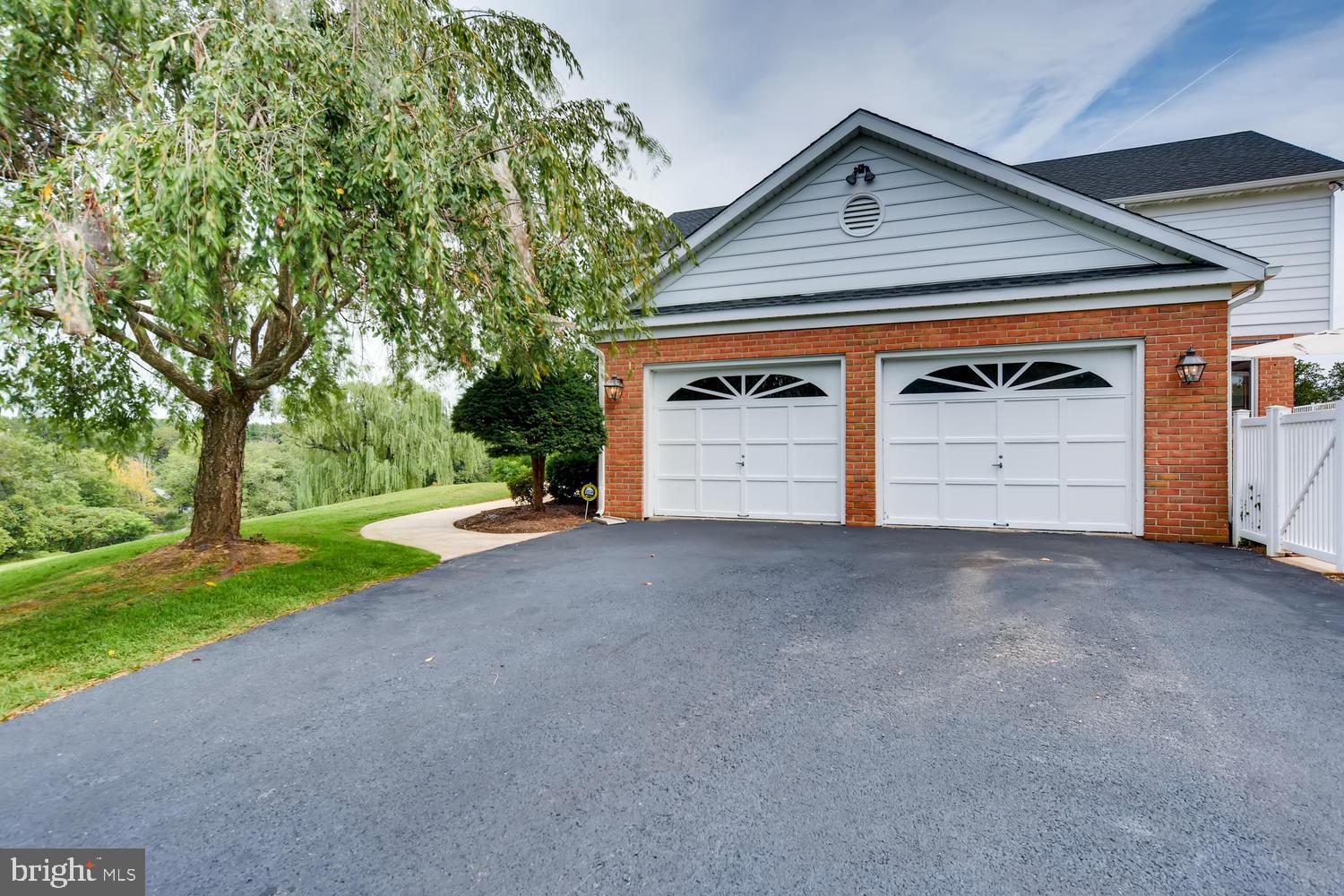 13701 Poplar Hill Road Phoenix, MD 21131 - Photo 5 of 33 Gallery Image 5