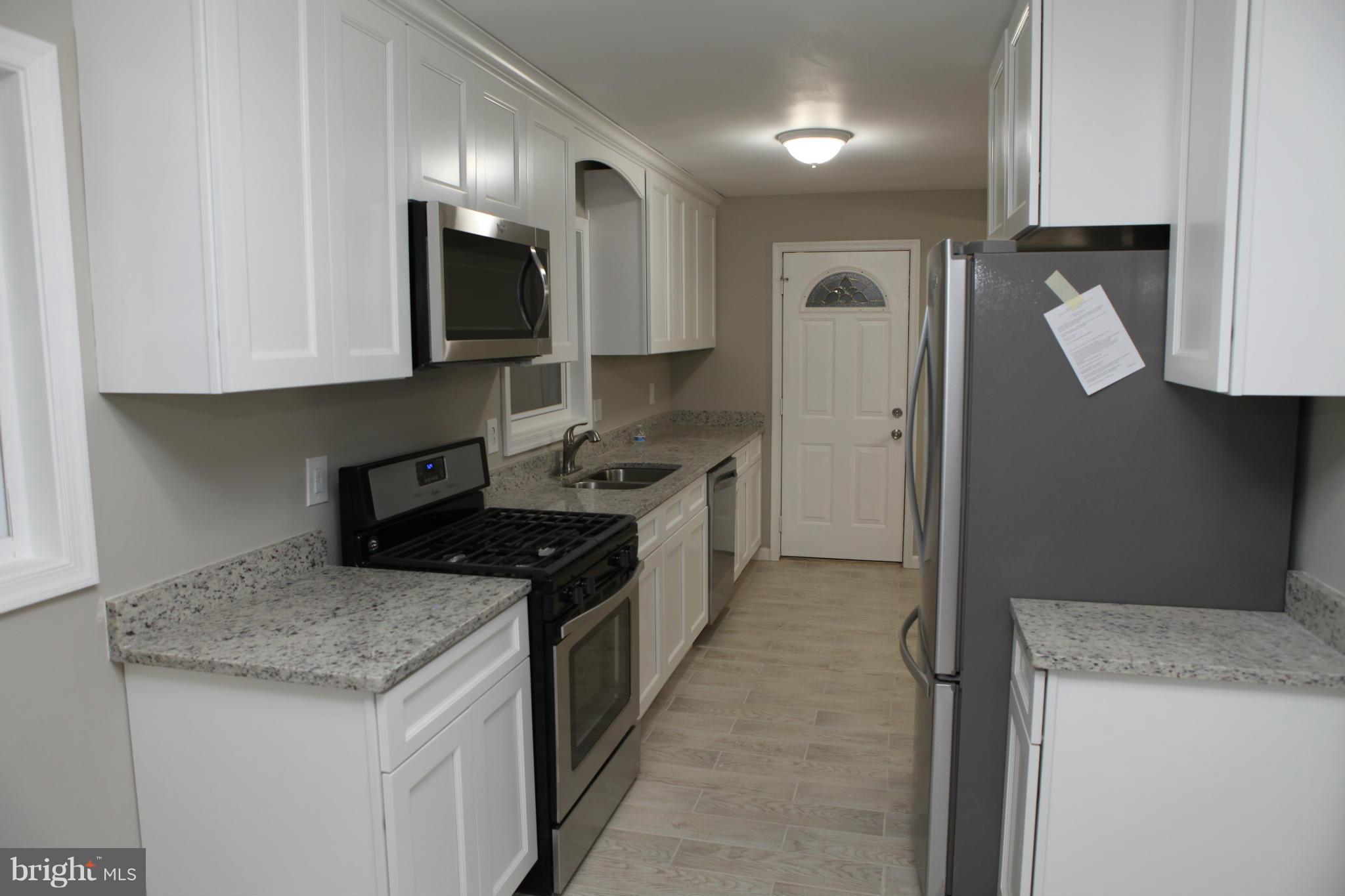 4100 Ronson Drive Alexandria, VA 22310 - Photo 10 of 25 Kitchen