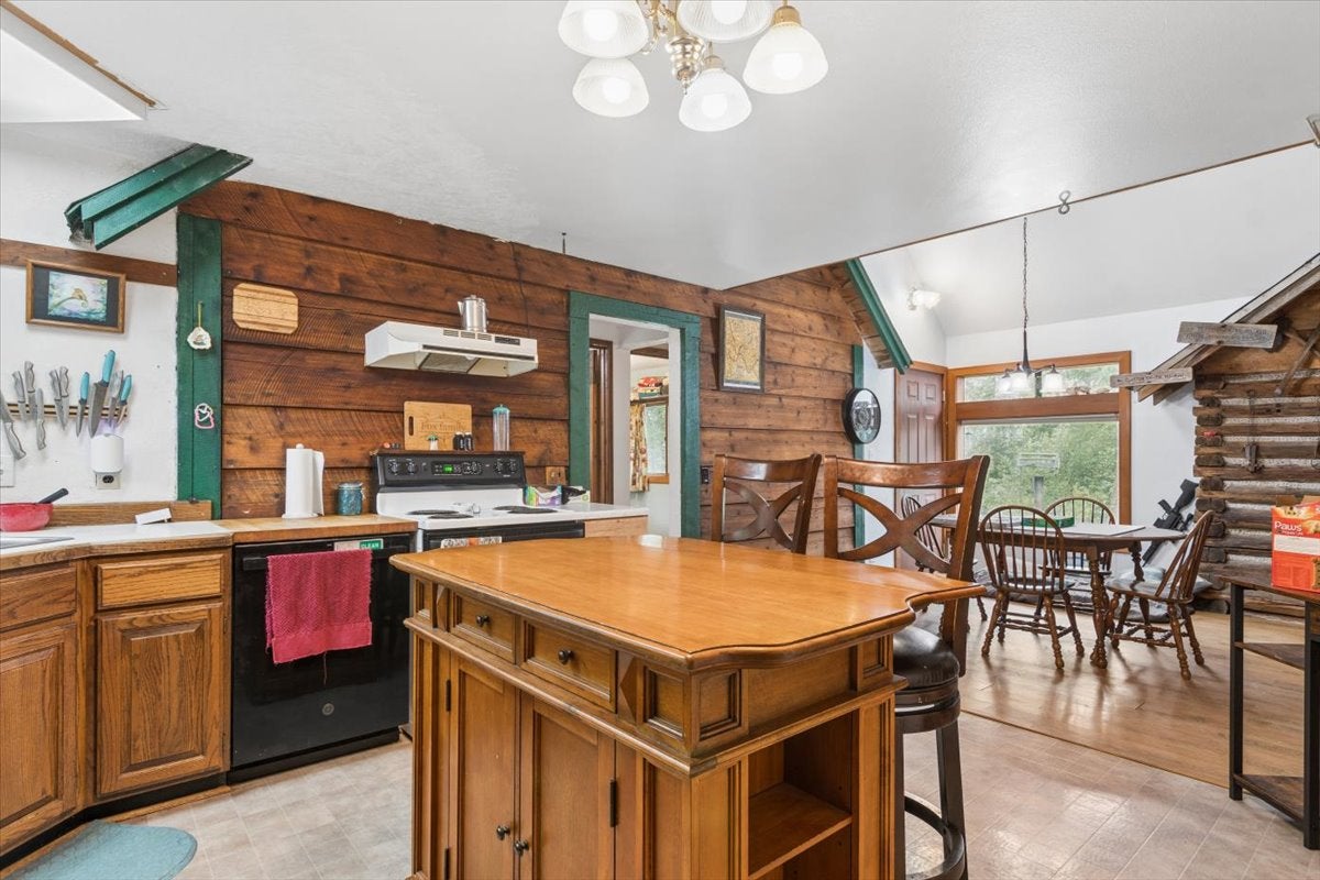 59 Ranchetts Lane Bigfork, MT 59911 - Photo 16 of 43 Gallery Image 16