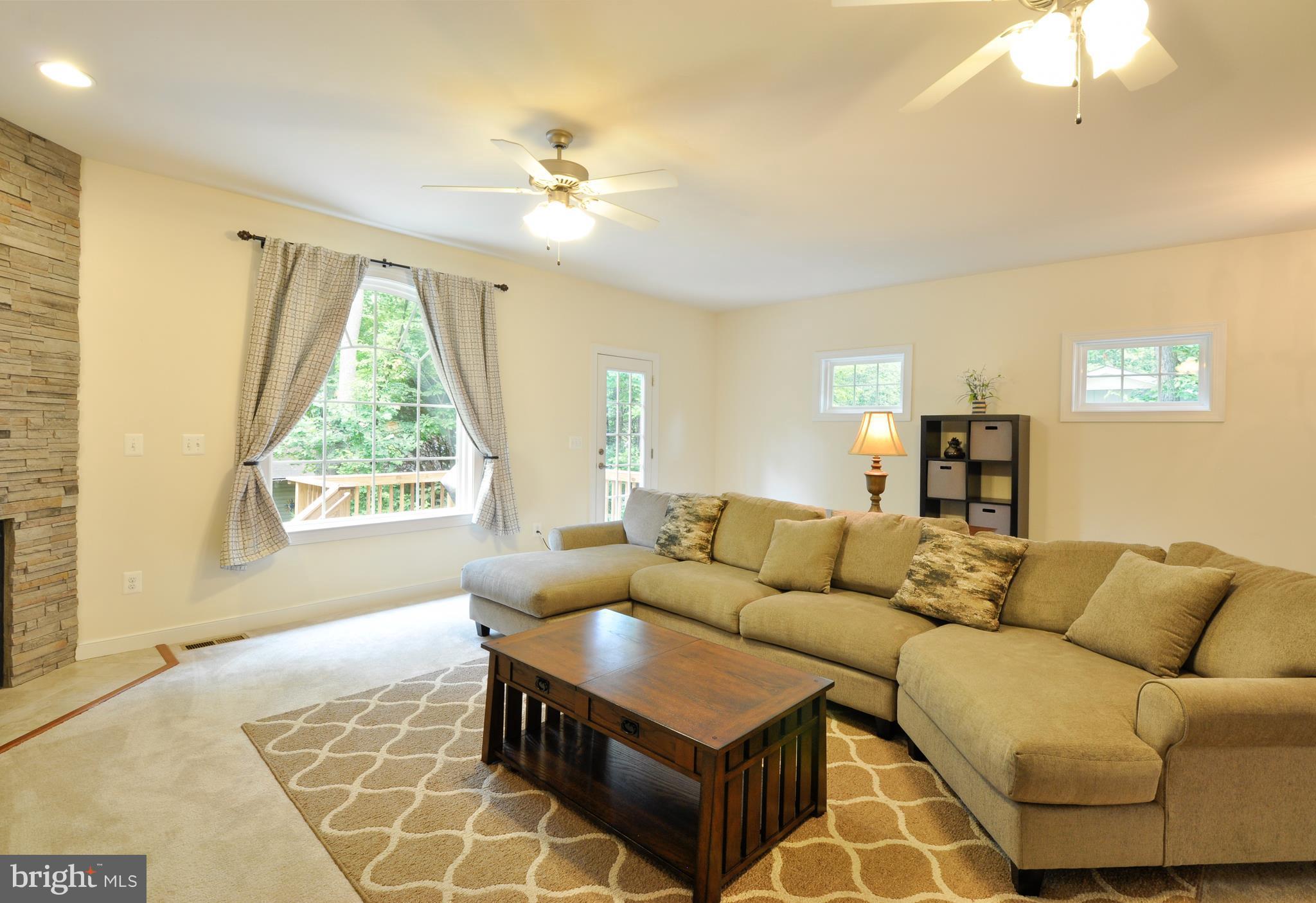 303 Happy Creek Road Locust Grove, VA 22508 - Photo 14 of 30 Living Room
