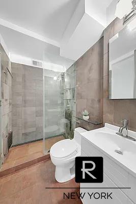 211 East 53rd Street, Unit 12C Manhattan, NY 10022 - Photo 5 of 7