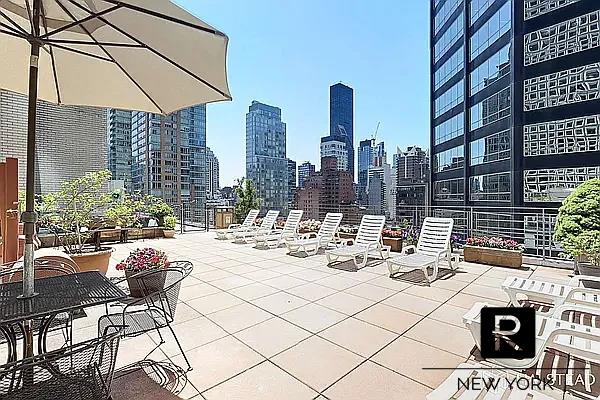 211 East 53rd Street, Unit 12C Manhattan, NY 10022 - Photo 6 of 7