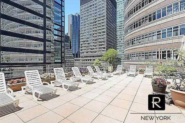 211 East 53rd Street, Unit 12C Manhattan, NY 10022 - Photo 7 of 7