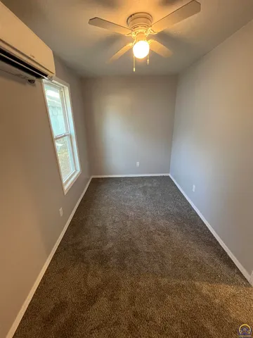 $900 | 2011 West 7th Avenue, Emporia, KS 66801