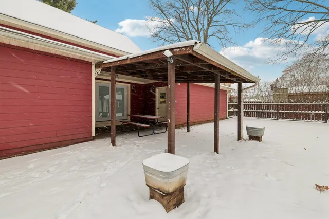 $479,900 | 410 Galena Street, Prairie du Sac, WI 53578