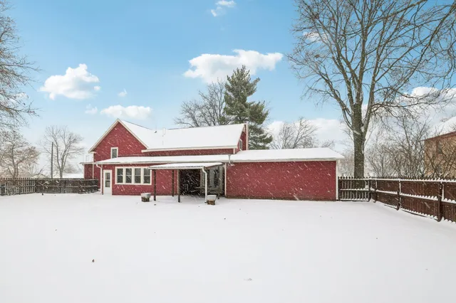 $479,900 | 410 Galena Street, Prairie du Sac, WI 53578