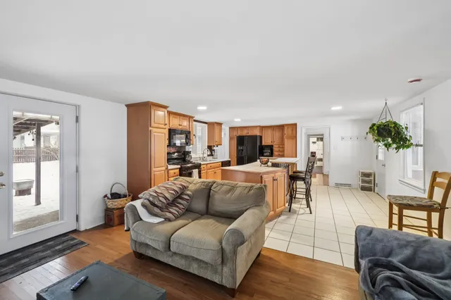 $479,900 | 410 Galena Street, Prairie du Sac, WI 53578