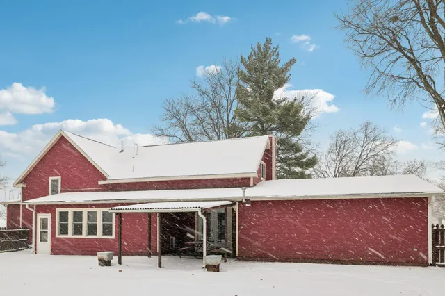 $479,900 | 410 Galena Street, Prairie du Sac, WI 53578