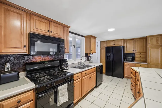 $479,900 | 410 Galena Street, Prairie du Sac, WI 53578