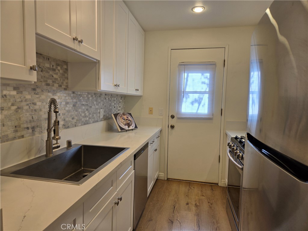 11311 Tampa Avenue, Unit 46 Porter Ranch, CA 91326 - Photo 6 of 35