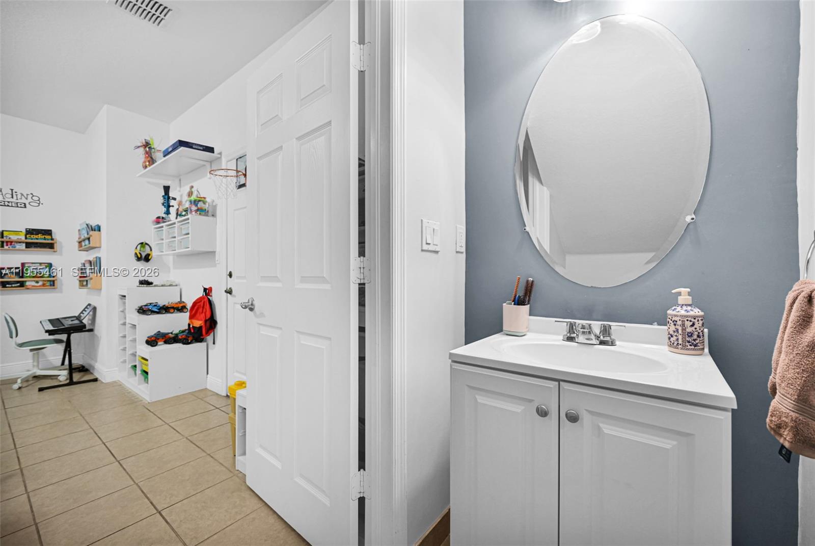 2666 Southwest 118 Road Miramar, FL 33025 - Photo 33 of 64