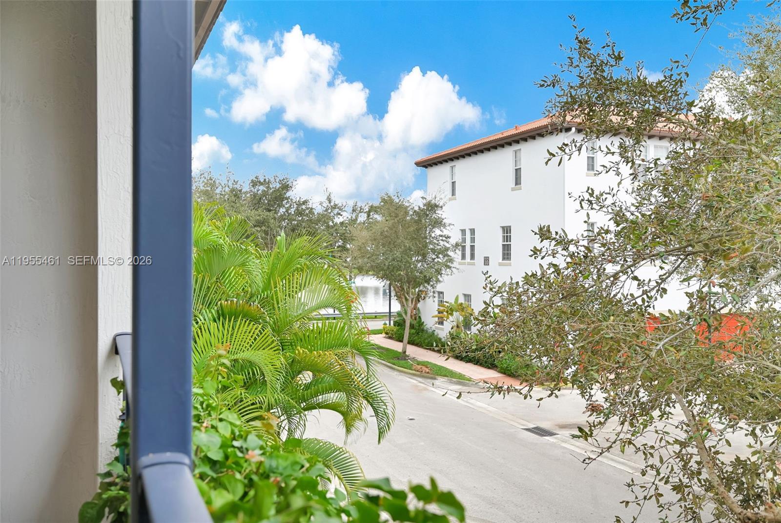 2666 Southwest 118 Road Miramar, FL 33025 - Photo 39 of 64