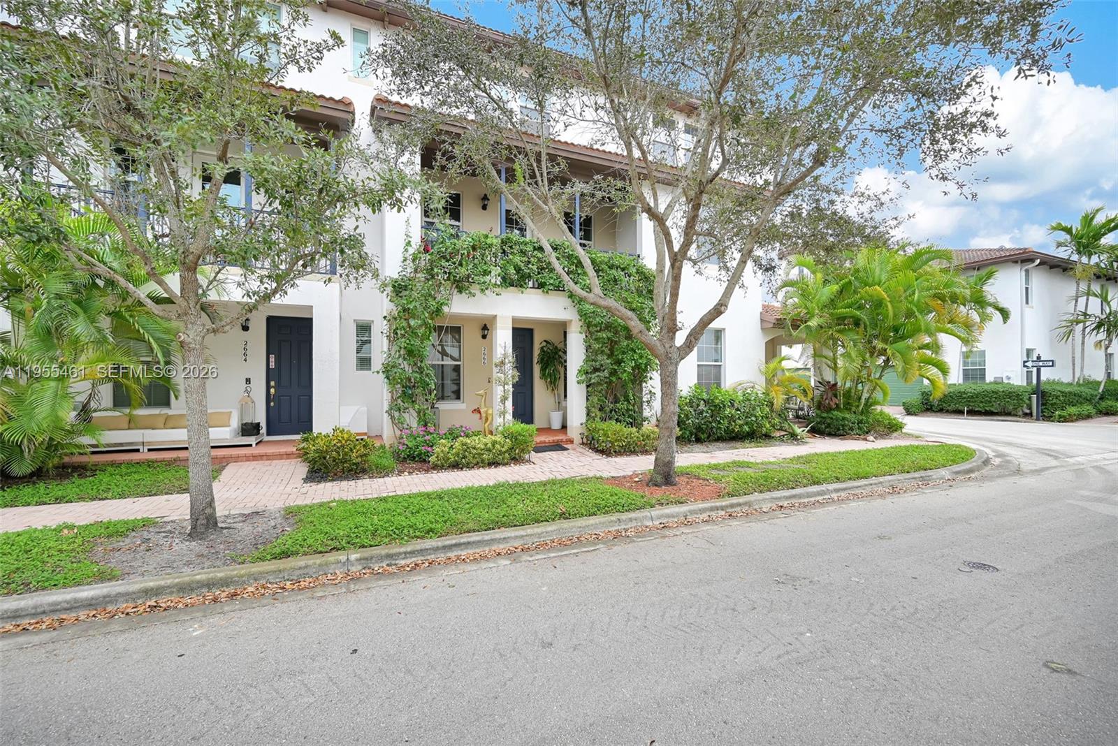 2666 Southwest 118 Road Miramar, FL 33025 - Photo 41 of 64