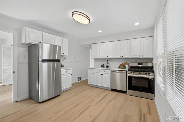 $174,900 | 1110 St Bernadette Lane, Florissant, MO 63031