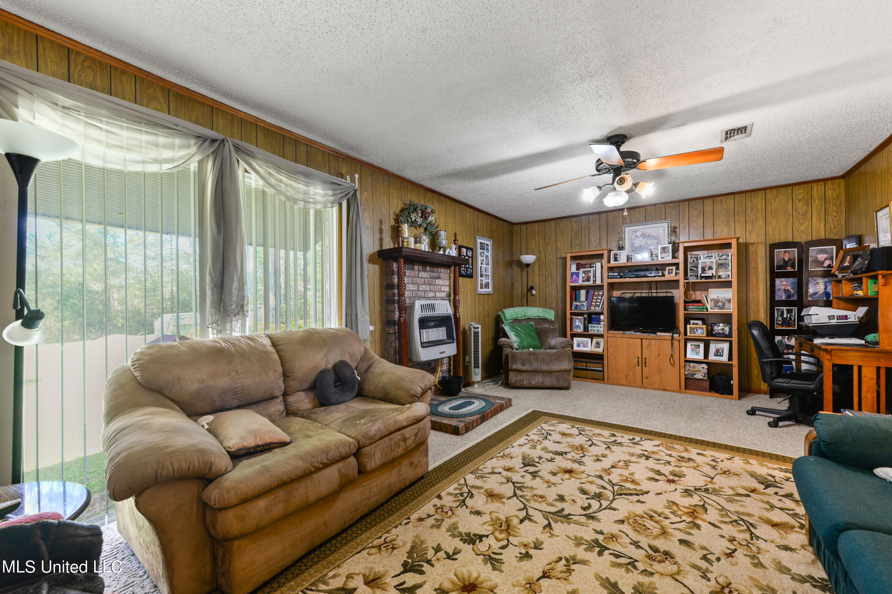 455 Deep Creek Road Wiggins, MS 39577 - Photo 6 of 31 007