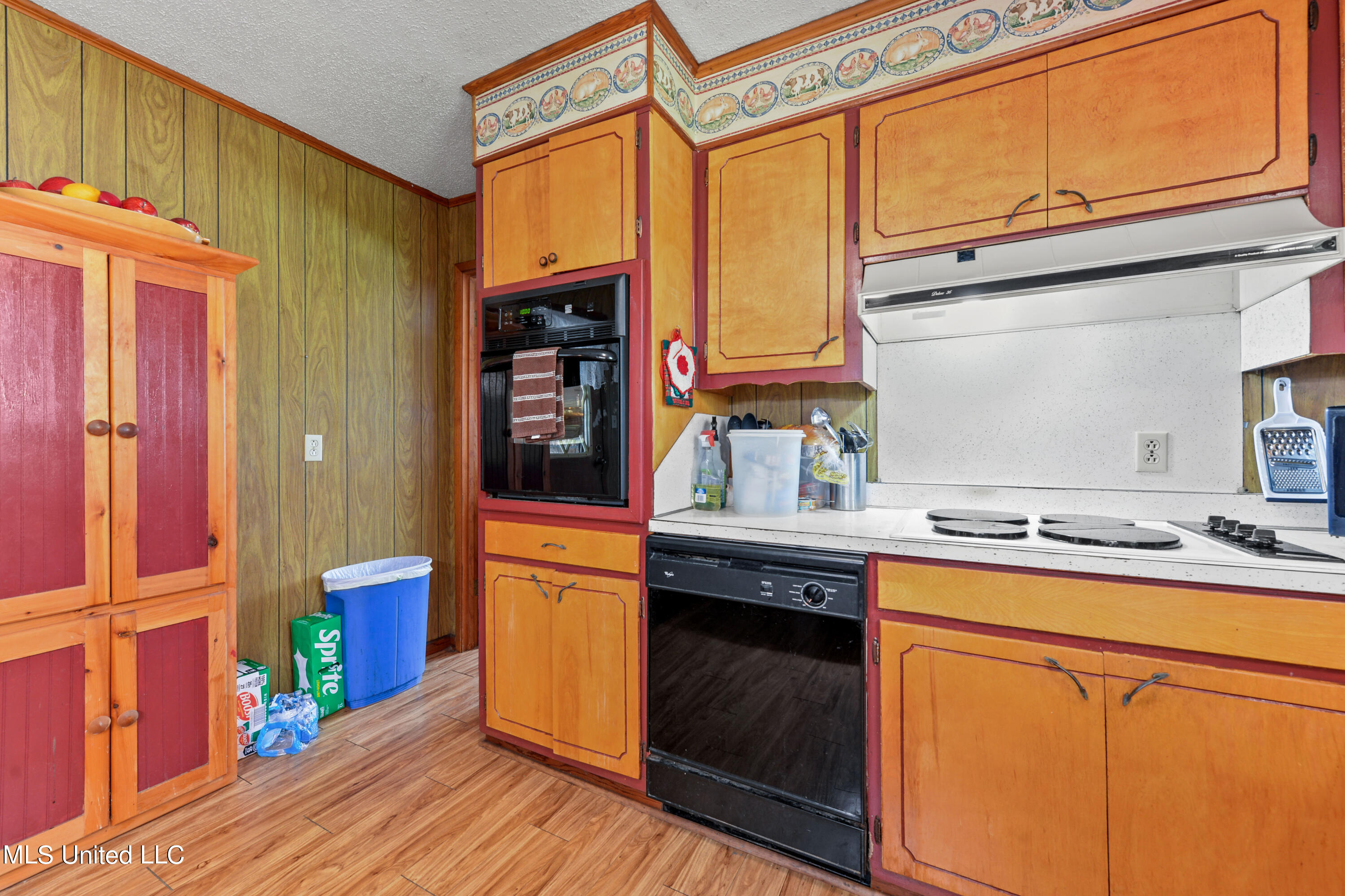 455 Deep Creek Road Wiggins, MS 39577 - Photo 10 of 31 011